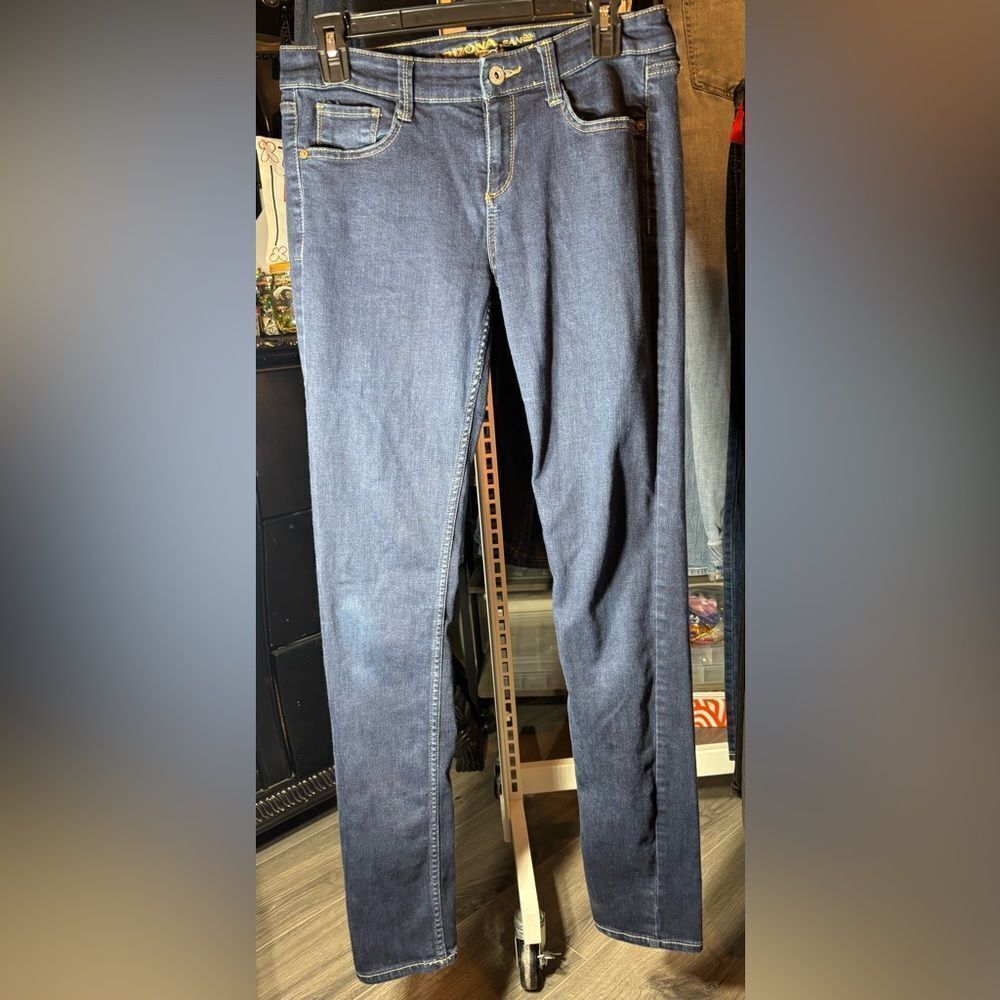 Arizona Super Skinny Jeans 5 Pocket Design Button & Zipper Closu Size 9 Long EPC